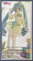 Hatsune Miku (Macaroon Citron Ver.) from Exceed Creative Figures - SweetSweets manufactured by FuRyu [Front]