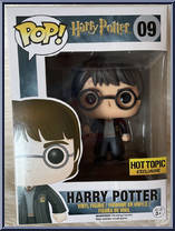 Harry Potter (Sword of Gryffindor) from Harry Potter - Pop! Vinyl Figures manufactured by Funko [Front]