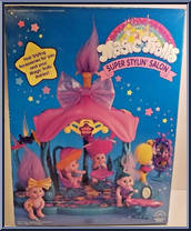 Super Stylin' Salon Action Figure
