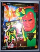 Vision from Marvel - Famous Covers - Avengers Assembles manufactured by Toy Biz [Front]