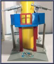 Training Center from Marvel - Super Heroes - Accessories manufactured by Toy Biz [Loose]