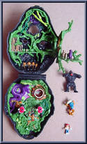 Tangles with Ape King from Mighty Max - Doom Zones manufactured by Blue Bird [Loose]
