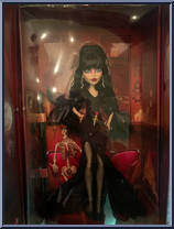 Elvira from Monster High - Skullector manufactured by Mattel [Front]