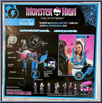 Mirror Bed (Frankie Stein) from Monster High - Playsets manufactured by Mattel [Back]