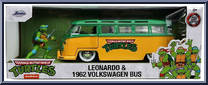 Leonardo & 1962 Volkswagen Bus from Nano Hollywood Rides - Teenage Mutant Ninja Turtles manufactured by Jada Toys [Front]