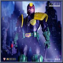Judge Dredd from One:12 Collective - Judge Dredd manufactured by Mezco [Loose]