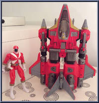 Deluxe Red Mobile Armor Vehicle Action Figure