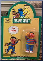 Ernie from Sesame Street - Poseable manufactured by Tara Toy [Front]