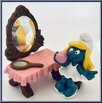 Dresser Smurfette from Smurfs - Super Smurfs manufactured by Peyo [Loose]