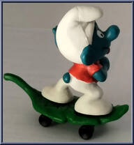Skateboard Smurf from Smurfs - Super Smurfs manufactured by Peyo [Loose]