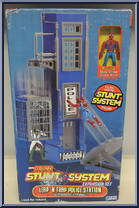 Leap 'n Trap Police Station from Spider-Man (2000) - Stunt System - Basic manufactured by Toy Biz [Front]