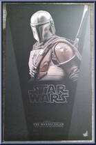 Mandalorian from Star Wars - Mandalorian manufactured by Hot Toys [Front]