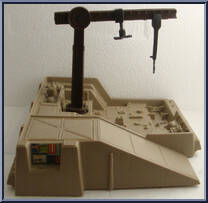 Jabba the Hutt Dungeon from Star Wars - Power of the Force - Playsets manufactured by Kenner [Loose]
