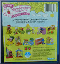 Raspeberry Tart (and Rhubarb Riding in a Car) from Strawberryland Miniatures - Deluxe manufactured by Kenner [Back]