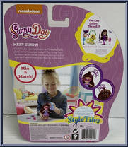 Cindy (Pop-In Style) from Sunny Day - Basic Series manufactured by Mattel [Back]