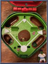 Turtle-Top - Raphael's Baseball Playset (with Cards) from Teenage Mutant Ninja Turtles - Mini Mutants manufactured by Playmates [Loose]