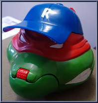 Turtle-Top - Raphael's Baseball Playset (with Cards) from Teenage Mutant Ninja Turtles - Mini Mutants manufactured by Playmates [Loose]