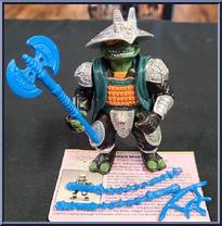 Shogun Mike (Silver Armor with Card) from Teenage Mutant Ninja Turtles - Shogun Turtles manufactured by Playmates [Loose]