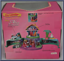 Alice in Wonderland from Tiny Collection - Accessories manufactured by Mattel [Back]