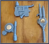 Magneto (Magnetic Hands & Chest) from X-Men - Series 1 manufactured by Toy Biz [Loose]
