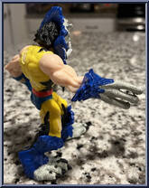 Wolverine from X-Men - Monster Armor manufactured by Toy Biz [Loose]
