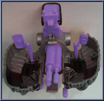 Magneto from X-Men - Classics - 2000 Series manufactured by Toy Biz [Loose]