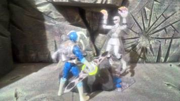 S.H.Figuarts Zyuoh Tiger (Power Rangers) Custom Action Figure [VS Moeba Soldier!]